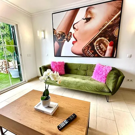 Dolce Lujo Villa *