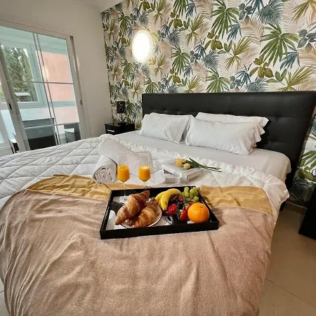Dolce Lujo Villa *